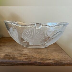 Coastal Glass Sea Shell Serving Bowl